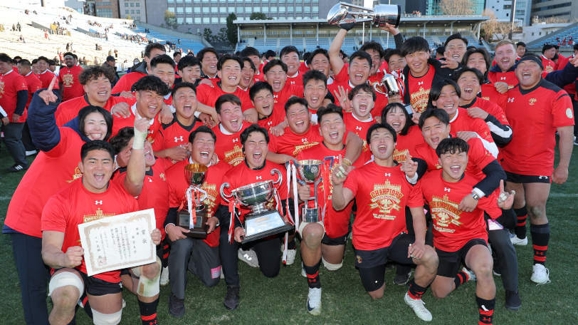 優勝した帝京大の選手たち,ⒸJRFU