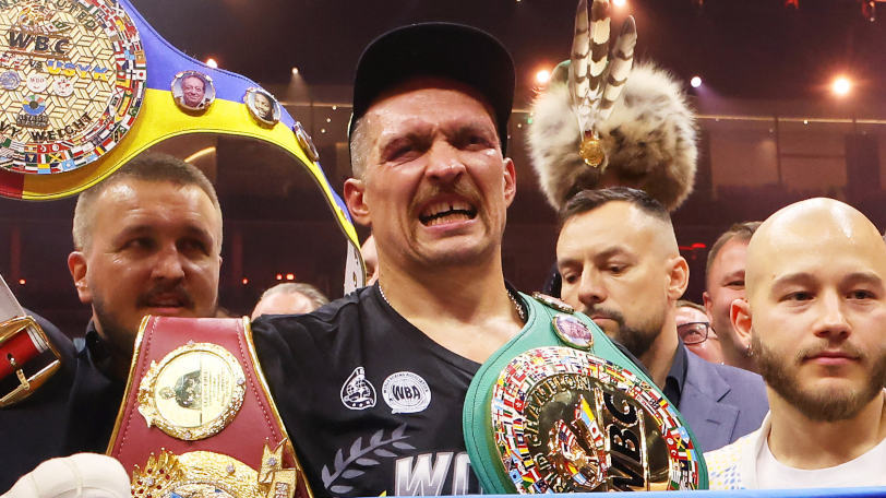 オレクサンドル・ウシク（左）,Ⓒゲッティイメージズ