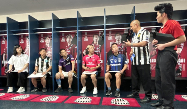 ロッカールームにて