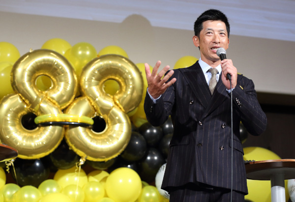 トークする矢野監督ⒸSPAIA