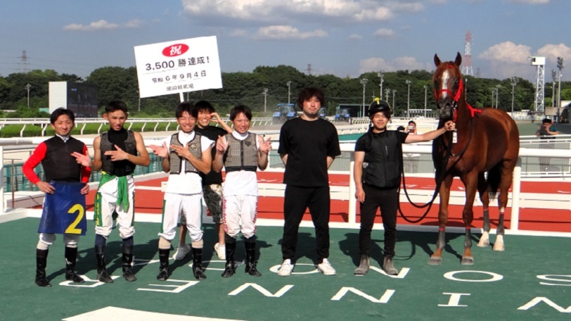 兵庫の吉村智洋騎手が地方競馬通算3500勝を達成