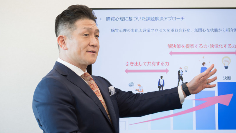 株式会社インビクタスの岡哲也代表取締役