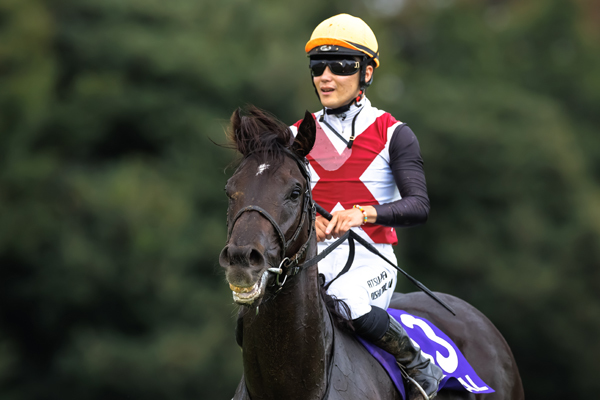 スプリンターズステークスで人馬ともにGⅠ初制覇を達成した西村淳也騎手とルガル,ⒸSPAIA（撮影：三木俊幸）