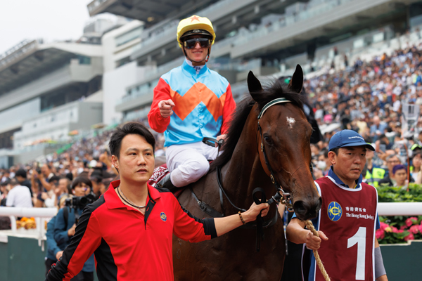 2025年チェアマンズスプリントプライズ勝ち馬カーインライジング,ⒸSPAIA（撮影：三木俊幸）