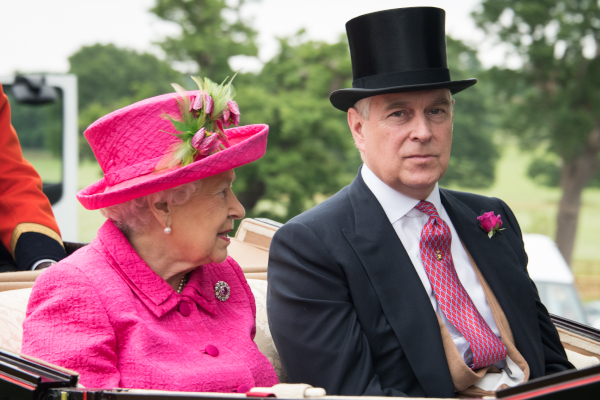 2017年のエリザベス女王ⒸChris Allan/Shutterstock.com
