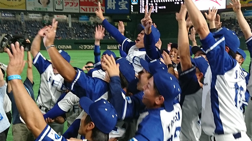 都市対抗野球初優勝を喜ぶJFE東日本硬式野球部のメンバーⒸSPAIA